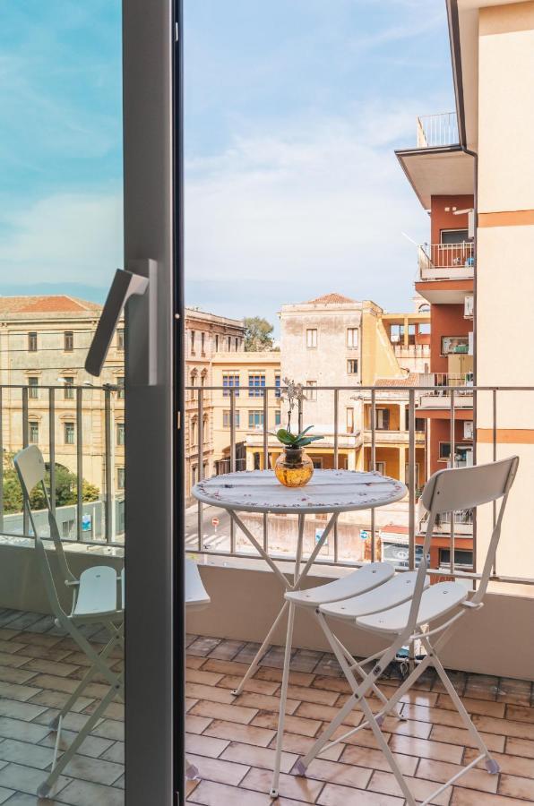 Giardina'S Apartment Catania Exterior photo